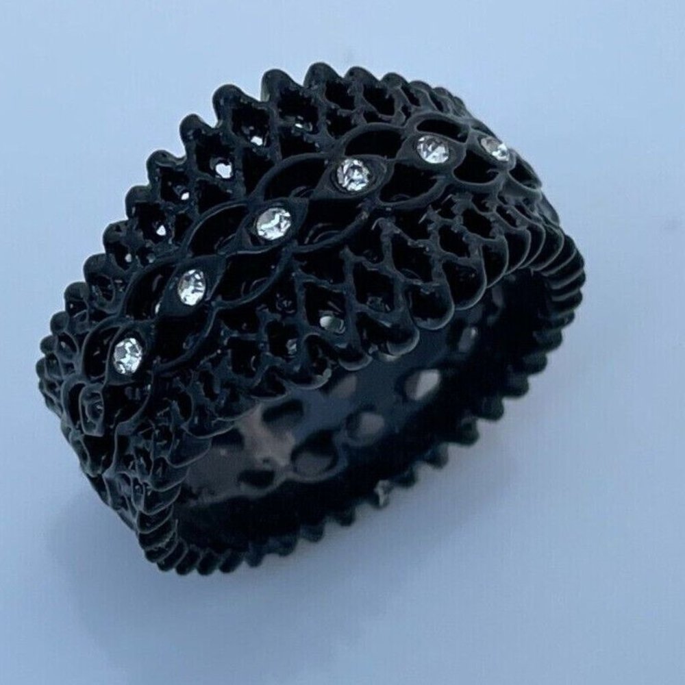 Women Ring Fashion Black Tone Finger Band Crystal Accent Fancy Ring Size 7 - Picture 12 of 12